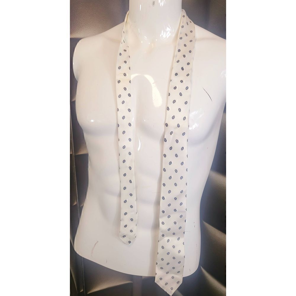 Michael James tie 